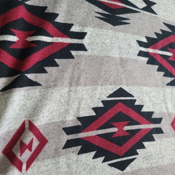 Maurcies Boho Aztec Print Long Sleeve Top, Gray, Black, Burgundy, Xlarge - Picture 2 of 7